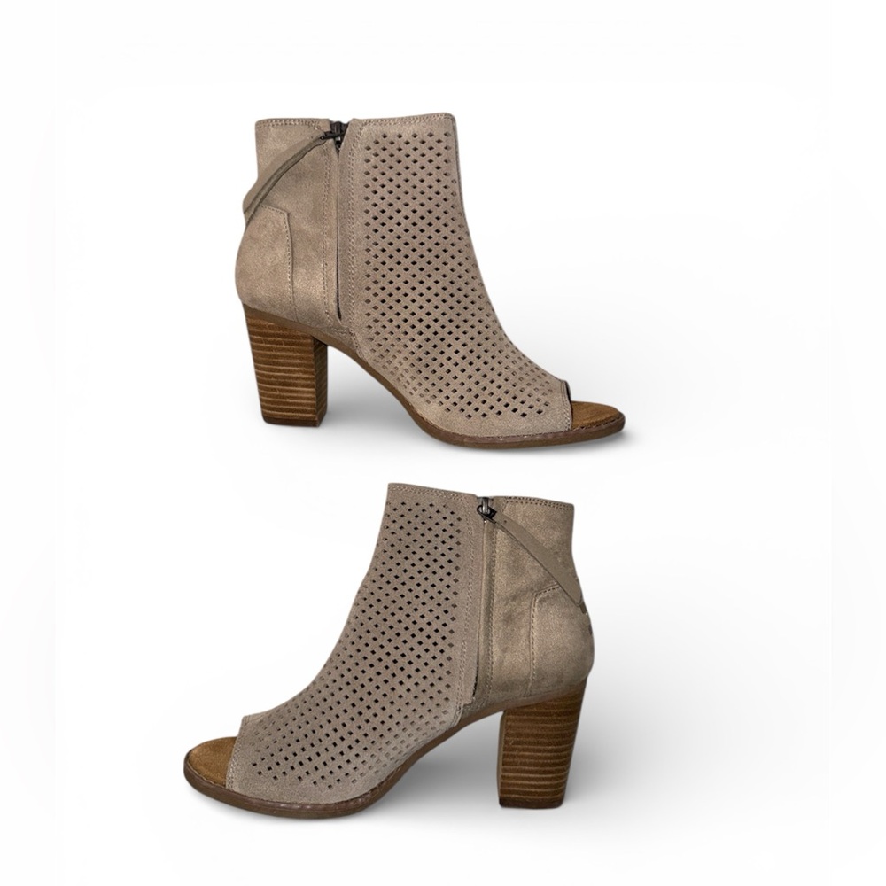 TOMS Taupe Faux Suede Peep-Toe Perforated Ankle Booties |‎ Women’s 9